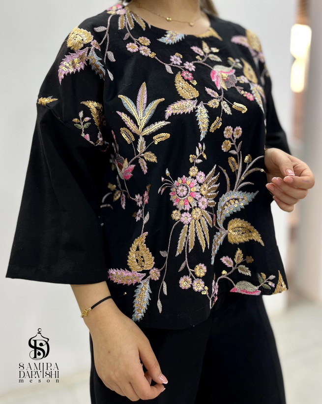 شومیز مشکی زنانه از پارچه لینن سوزندوزی شده مدل باکسی
