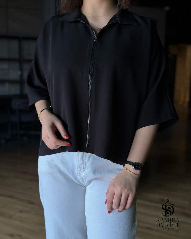 وست زنانه مشکی با کیفیت دوخت مزونی و طراحی خاص